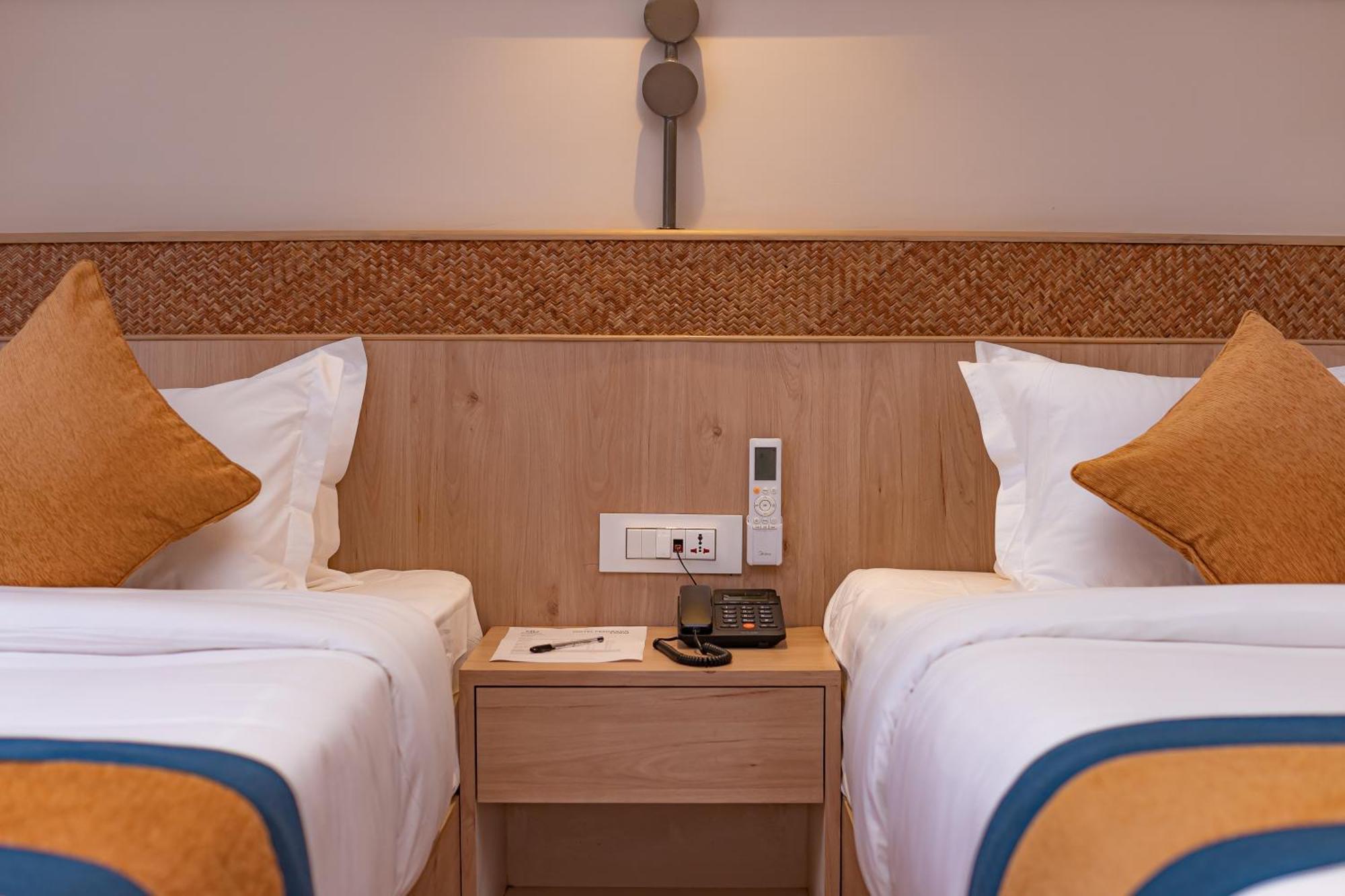 Hotel Vistara Катманду Екстер'єр фото